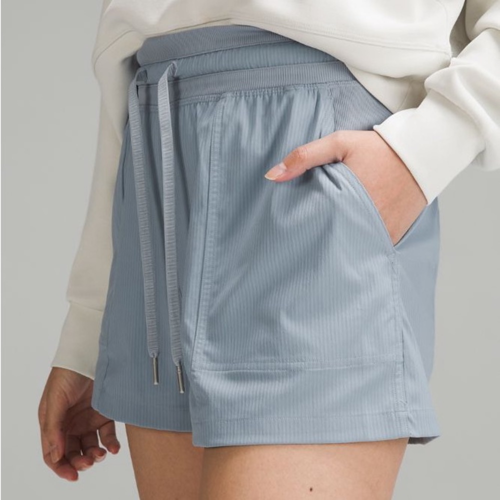 Lululemon Dance Studio High-Rise Short 3.5"